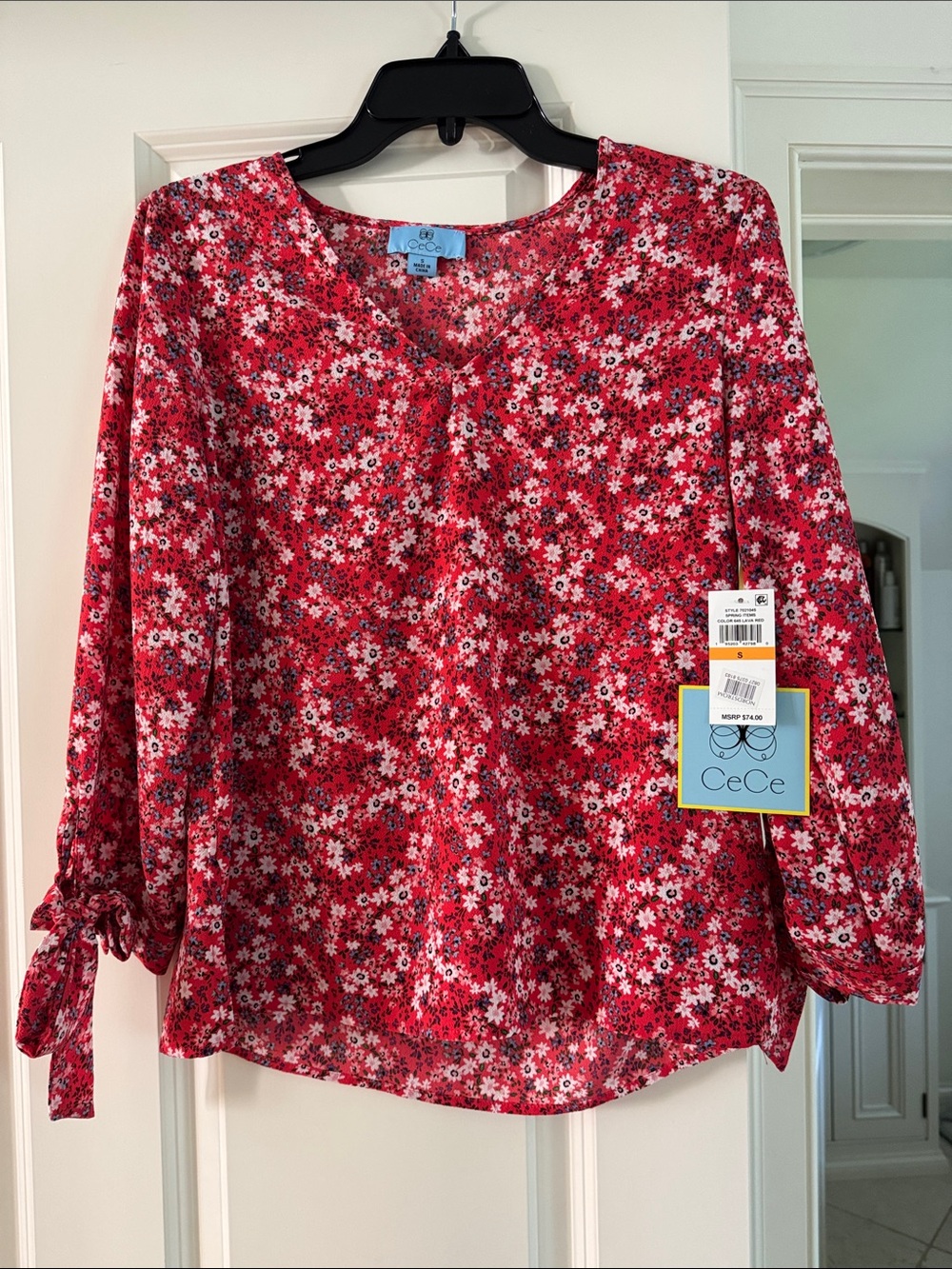 CeCe Red and White Floral Bow Cuff Blouse